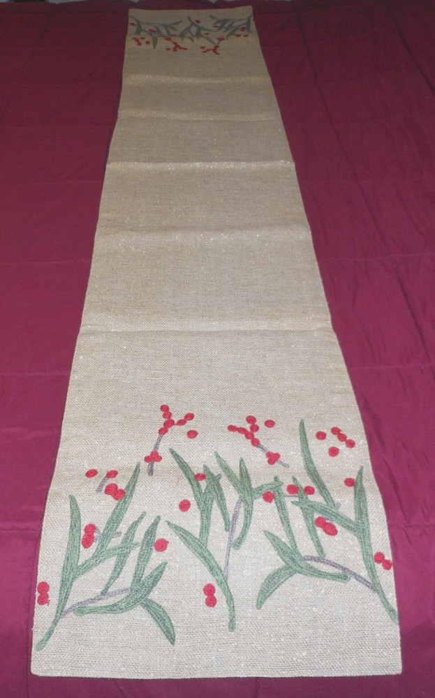 Christmas Table Runner Burlap w/Sparkle Threads Stems & Berries Lined 70" x 14"