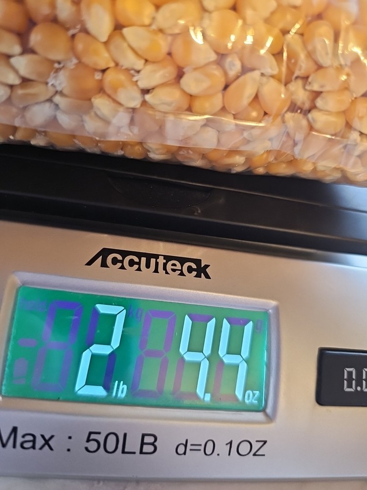 Corn Popcorn Kernels 2 lb. 5 oz. Yellow Original and Crunchy Nuts Ceylon