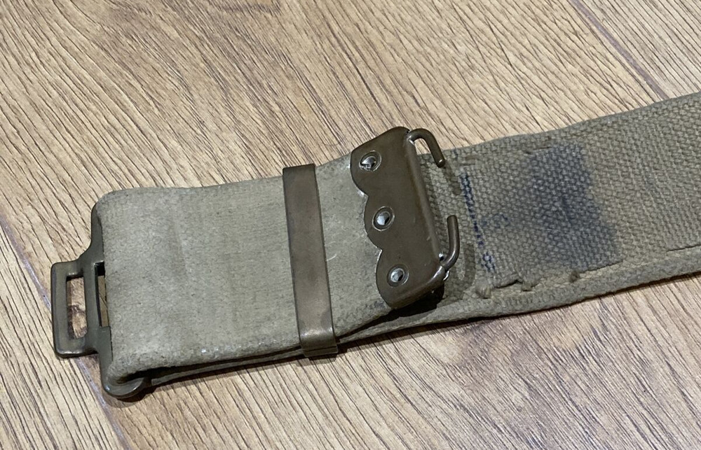 WWII (?) BRITISH MILITARY COMBAT BELT