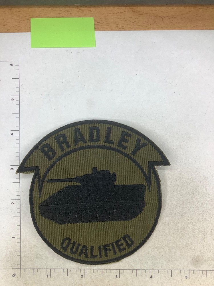 US ARMY BRADLEY QUALIFIED PATCH