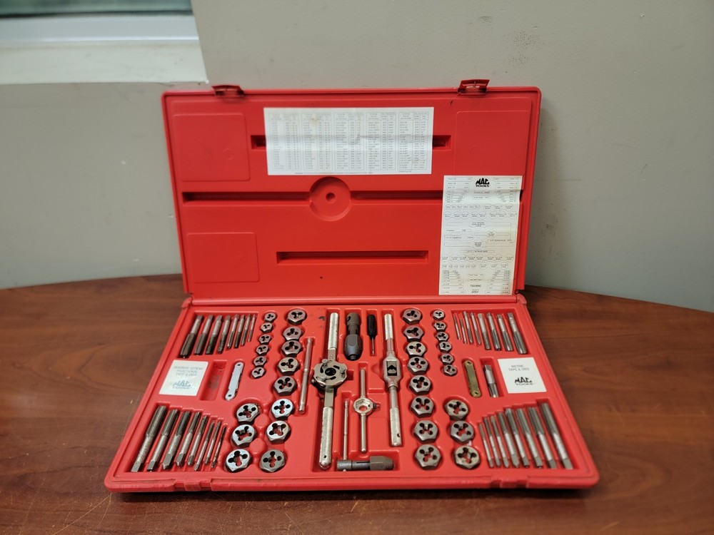 Mac Tools TDCOMBO Tap and Die Set...missing a piece