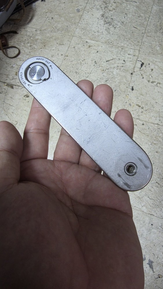 leica m2 bottom plate