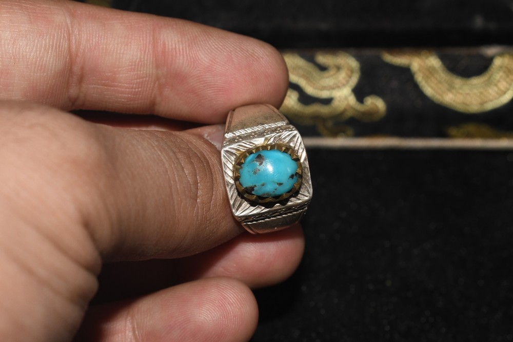 Antique Old Middle Eastern Solid Silver ring with Turquoise Stone Bezel