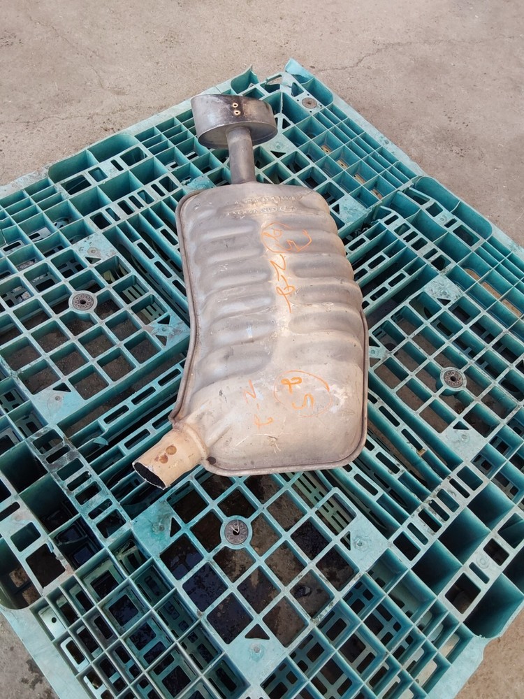 HYUNDAI VGH35F MUFFLER OEM
