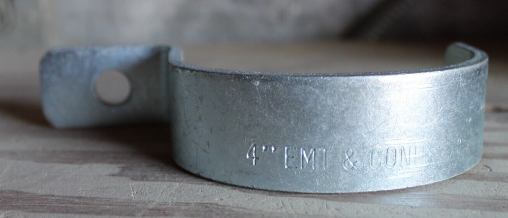 Unbranded Smooth 4" 1-Hole Pipe Strap