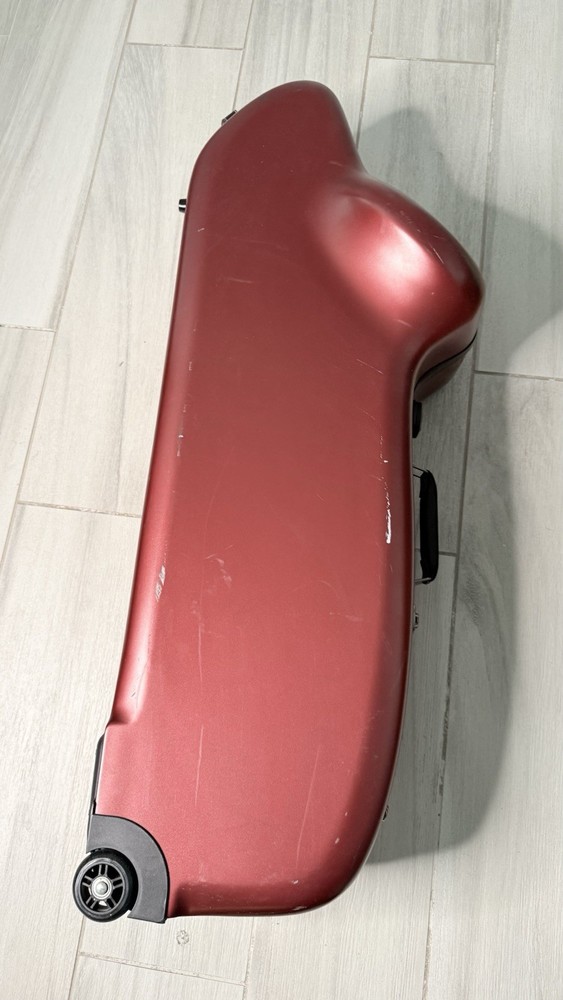 Crossrock Low A Baritone Saxophone Case with Wheels | Polycarbonate Hard Shell
