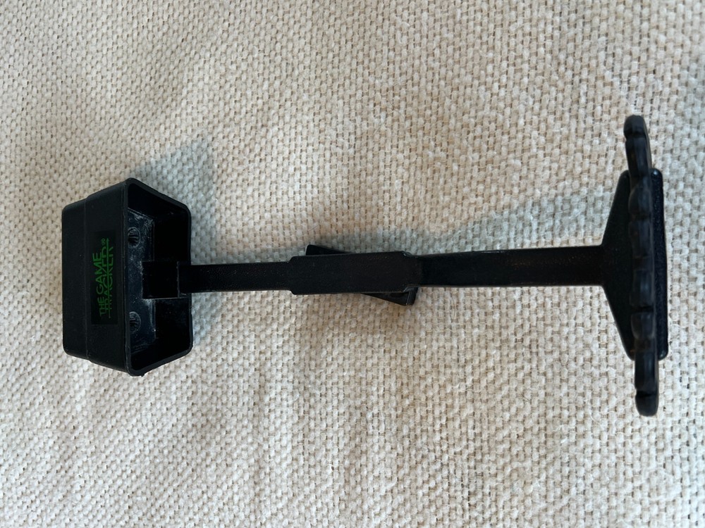 The Game Tracker 6 Arrow Quiver