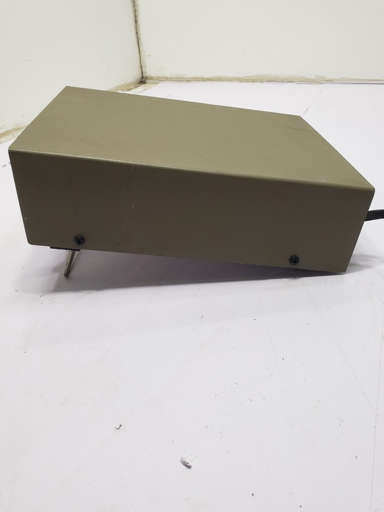 BK Precision Dynascan Model #1801 Frequency Counter Powers Up Pre Owned