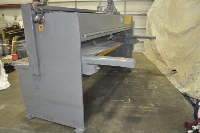 10′ x 5/16 Pullmax Hydraulic Shear 13 HOLD DOWNS 36″ FRONT OPERATED POWER BACK G