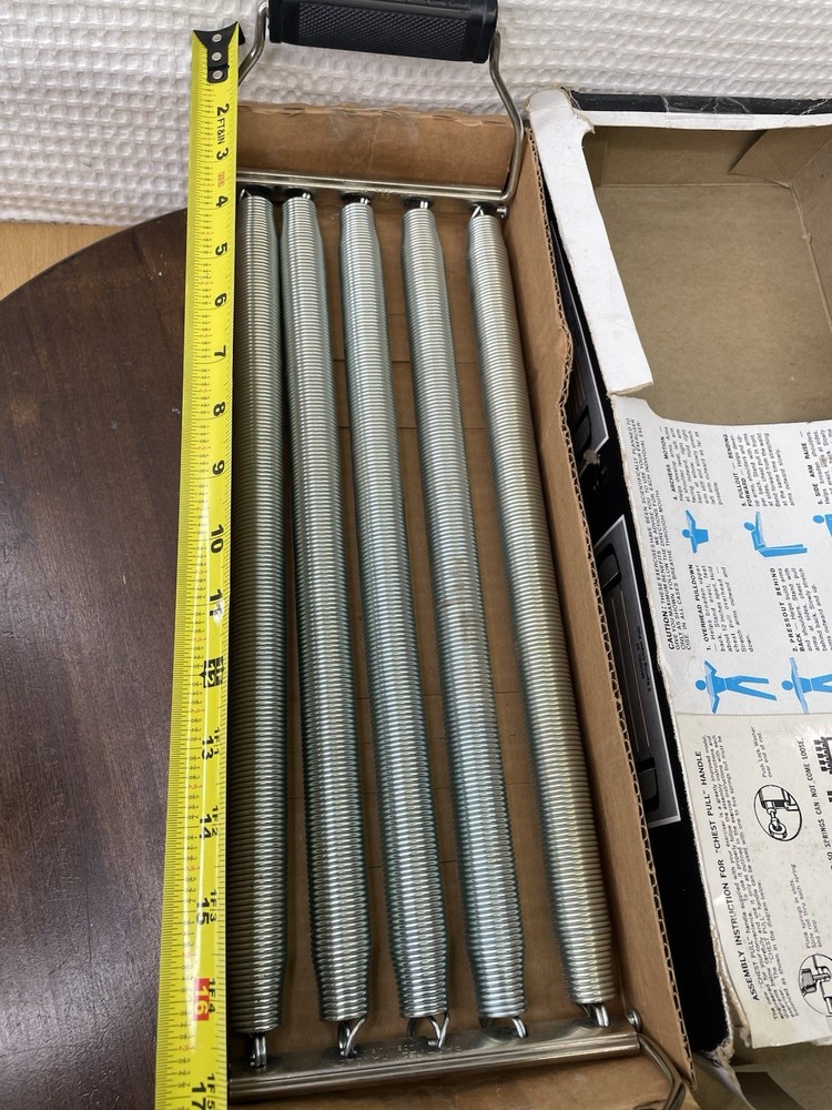 Vintage 1970s DP 5 Spring Chest Pull Expander Exerciser in Original Box