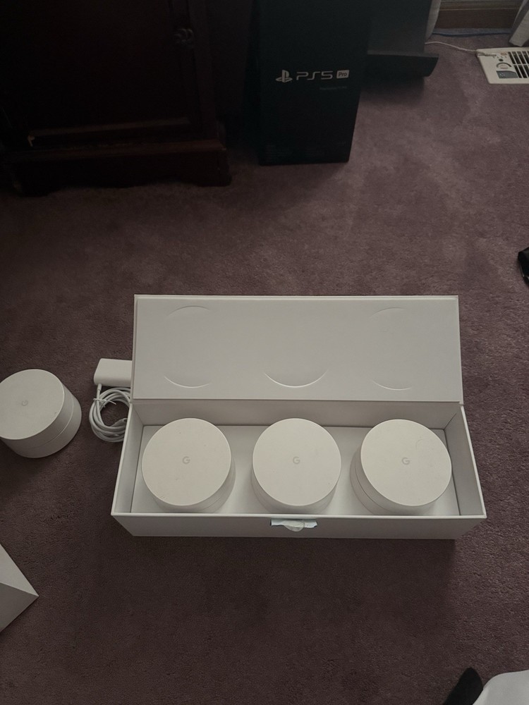 Google Wifi Mesh Wireless Router System 3 Pack 1 extra included