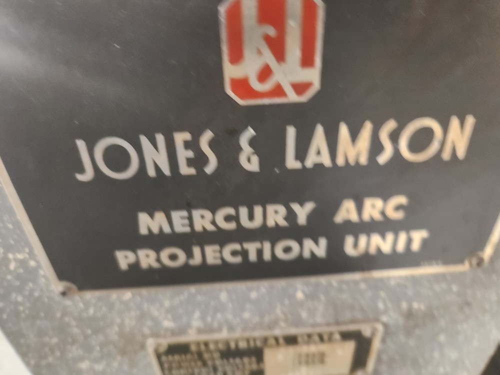 JONES AND LAMSON OPTICAL COMPARATOR MODEL PC-14A