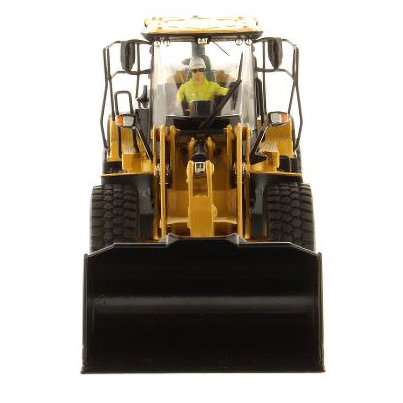 Diecast masters 1:50 Cat 950M Wheel Loader 85914C