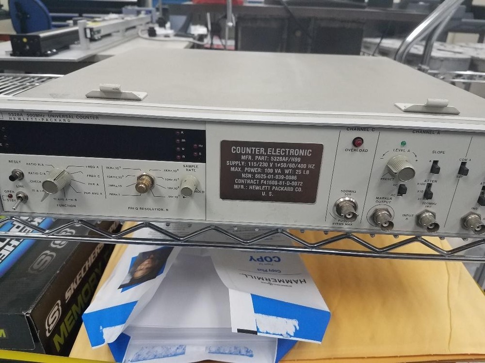 Hewlett Packard Universal Counter Model 5328A