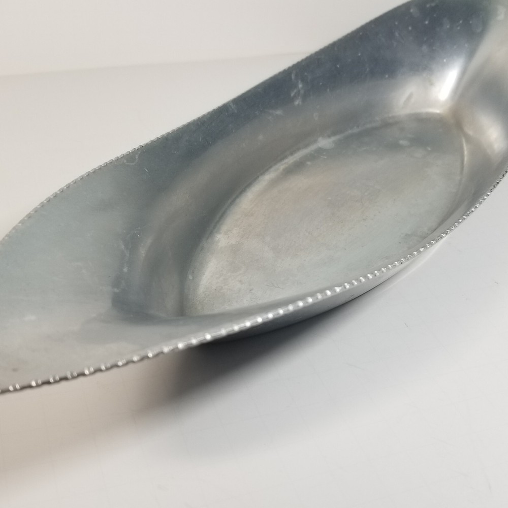 Aluminum Decorative Serving Dish Bread Tray Spain