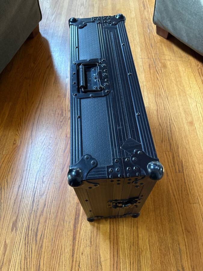 MAGMA DJ-Controller Workstation HardCase 24"×19"×8"