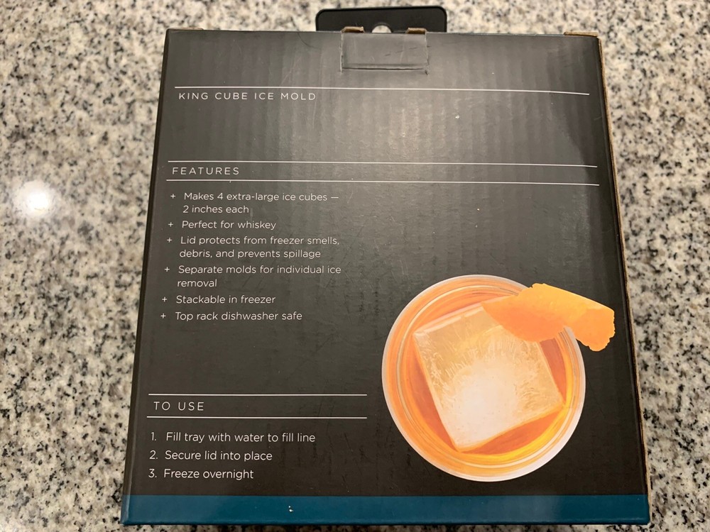 Houdini King Cube Ice Cube Tray with Lid New