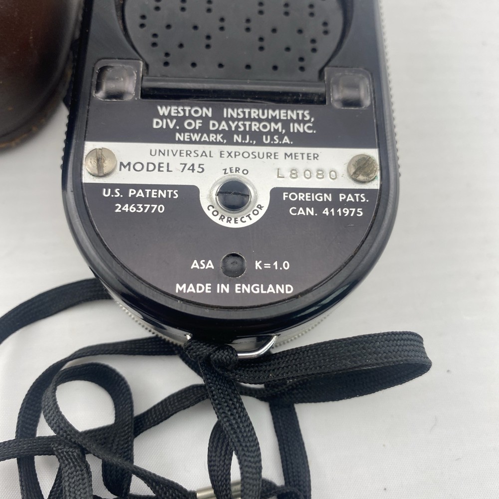 Weston Master IV 745 Universal Light Meter & Leather case