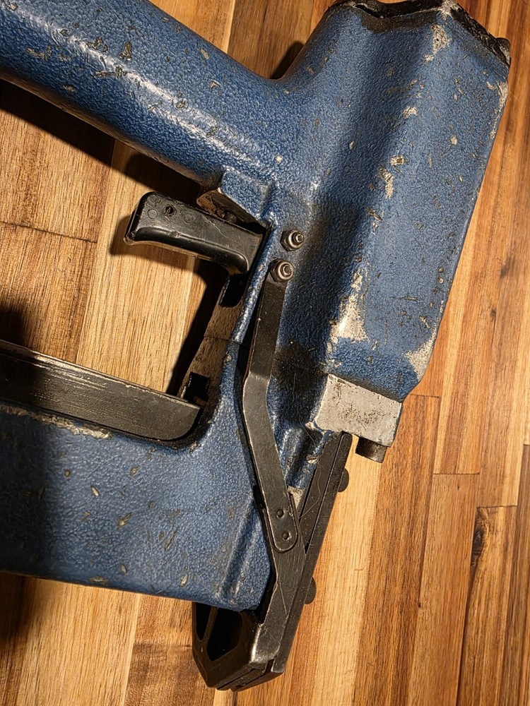 Bea Tools Air Corrugated Fastener W15-358