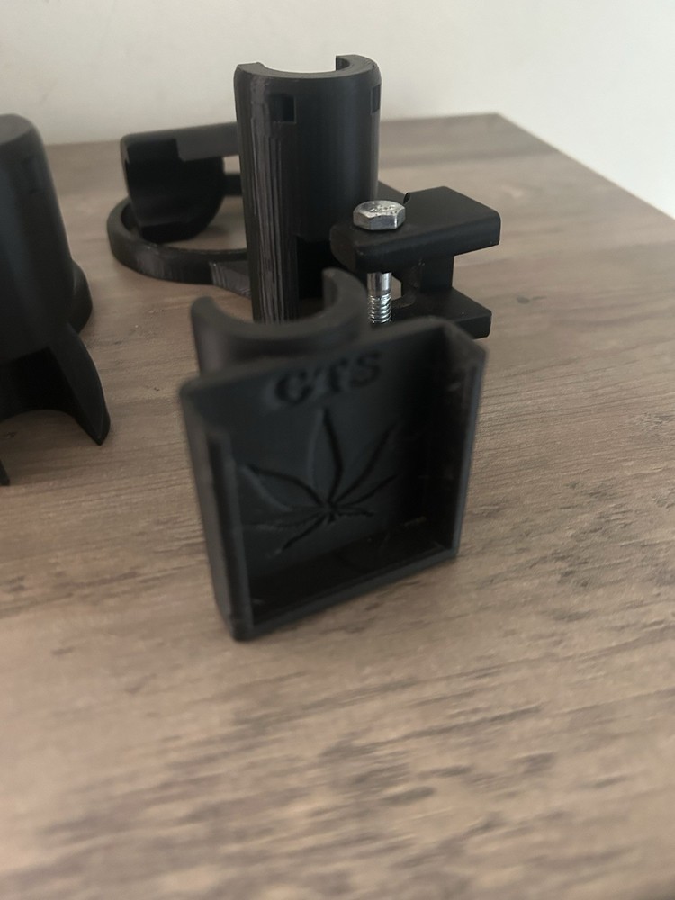 3D Printed 22mm Grow Tent Pole Mounts
