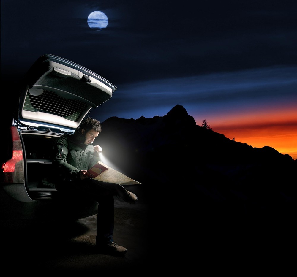 Mini MAG Pro LED Flashlight – 2-Cell AA Compact Flashlight with Adjustable Fo...