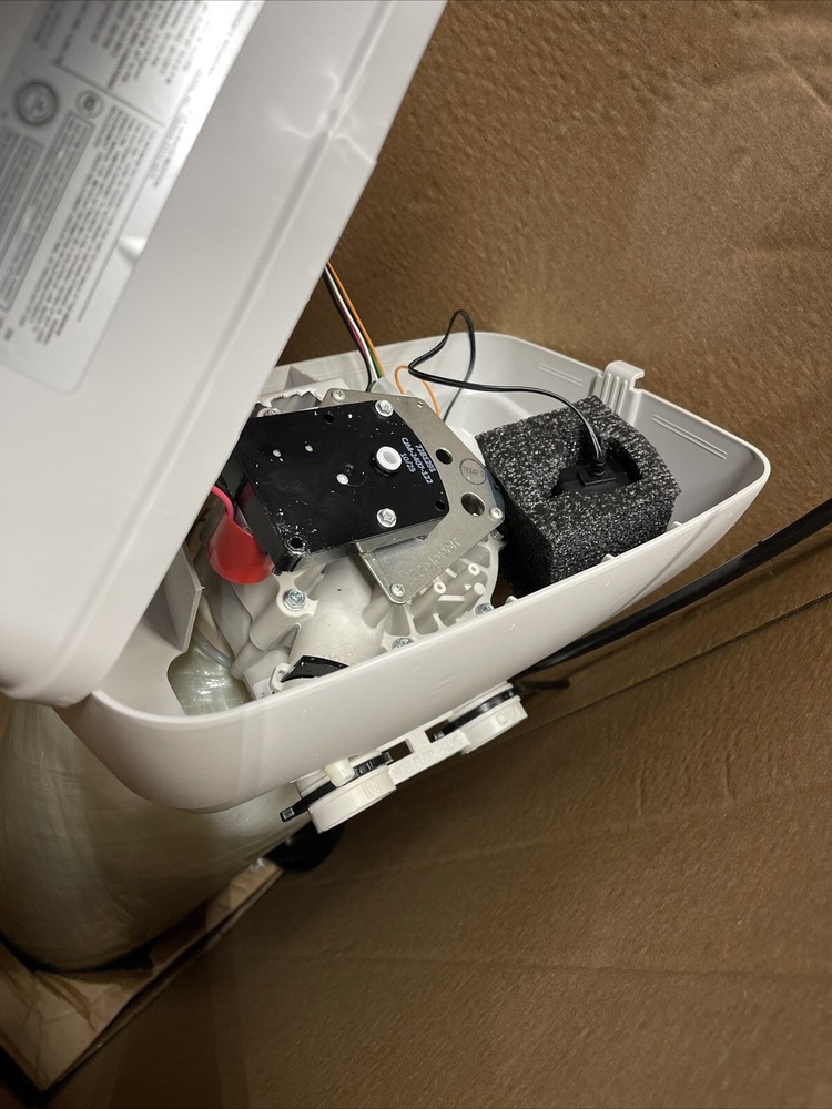 North Star Water Treatment Systems 45,300 Grain Capacity Two-Tank Water Softener