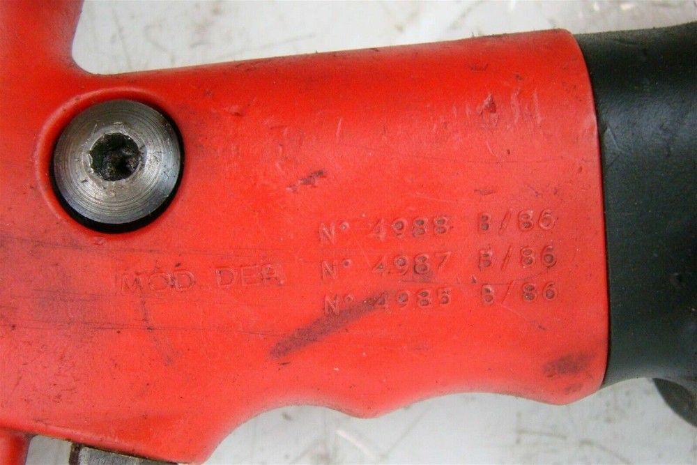 FAR Pneumatic Riveter , RAC180