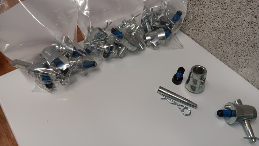 Global Truss ST-UJB/C-12 Universal Junction Coupler 36 PACK