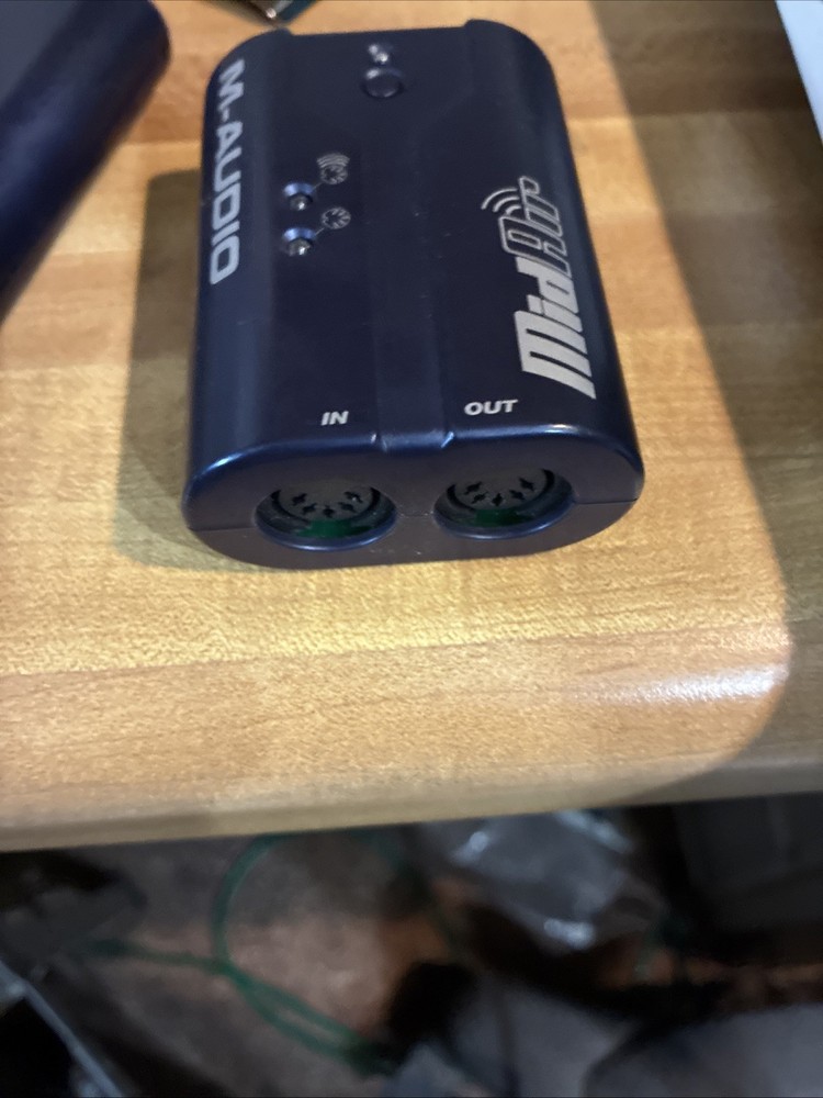 MIDAIR WIRELESS MIDI Transmitter And Receiver