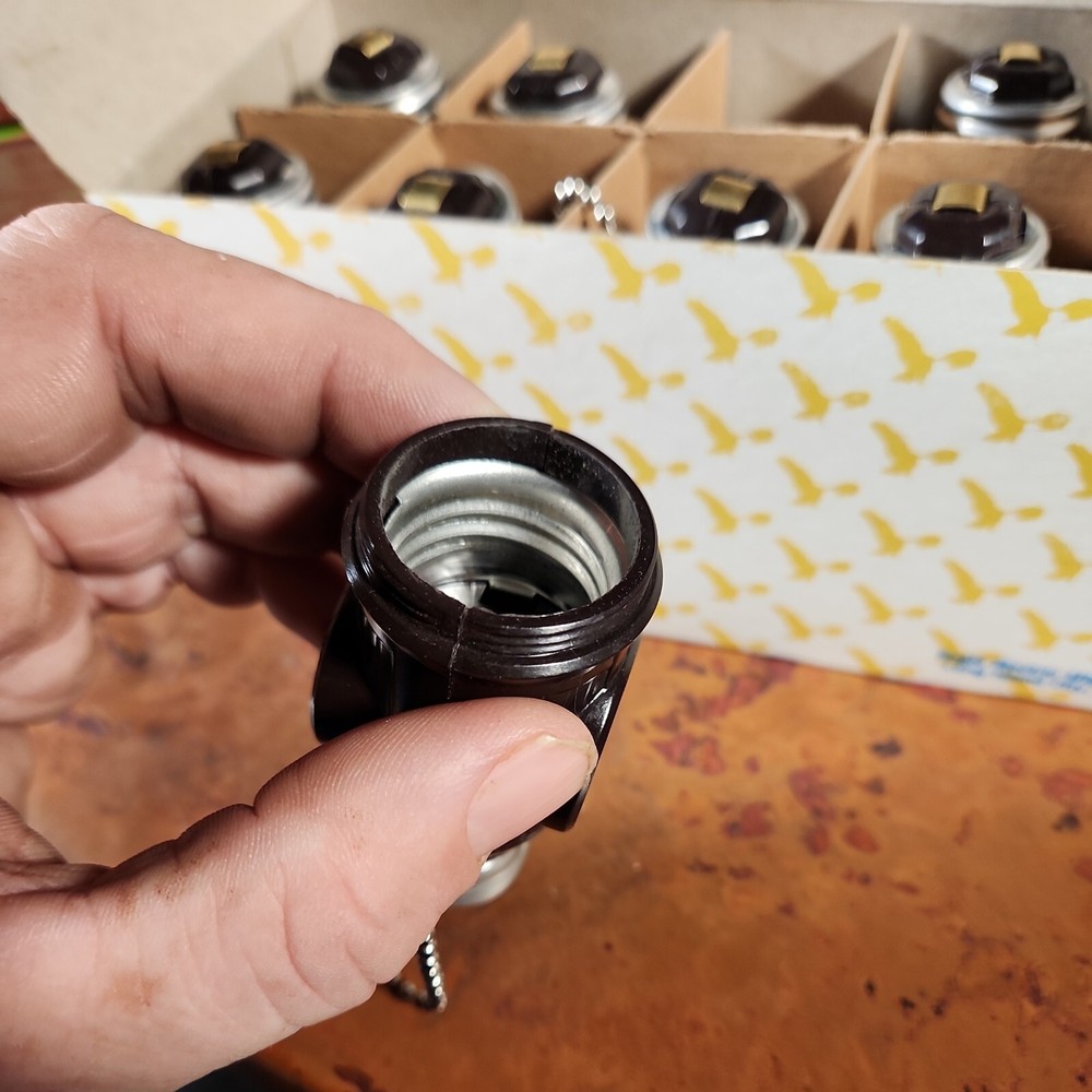 10 Eagle Bakelite Socket Adapters With Pull Chain USA Vintage polarized 718B