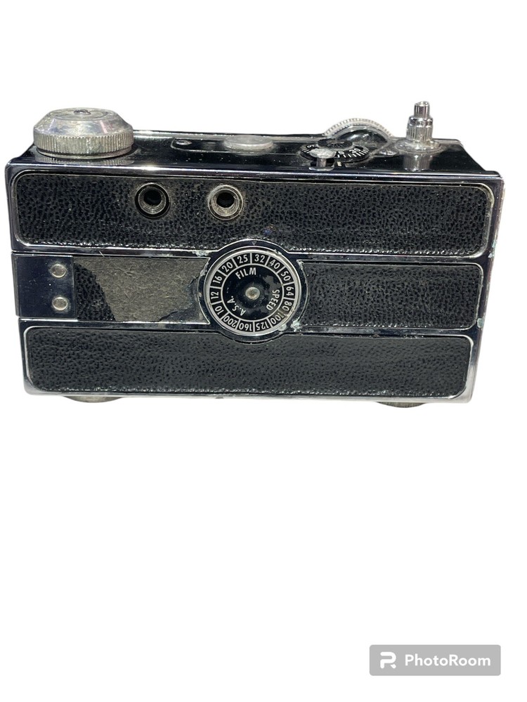 VINTAGE ARGUS C3 CAMERA WITH ORIGINAL LEATHER CASE