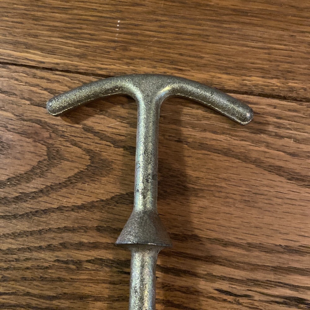 Brass Water Meter Box Lid Key