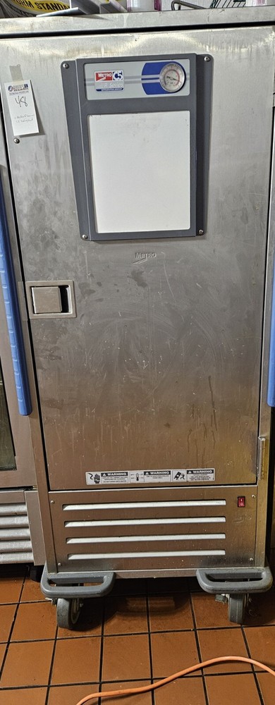 Refrigerated Transport Box  For Sale