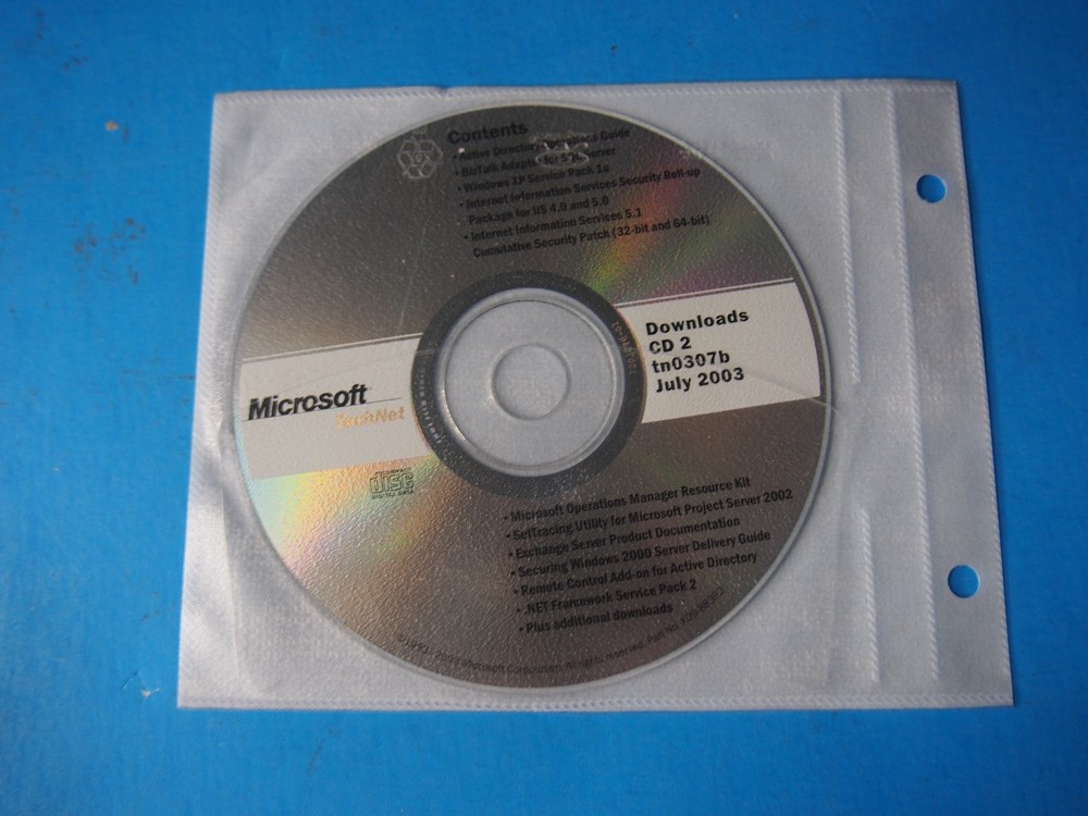 ITHistory (2004/09) IBM PC Software: MICROSOFT TechNet CDs 2004 2003 2002
