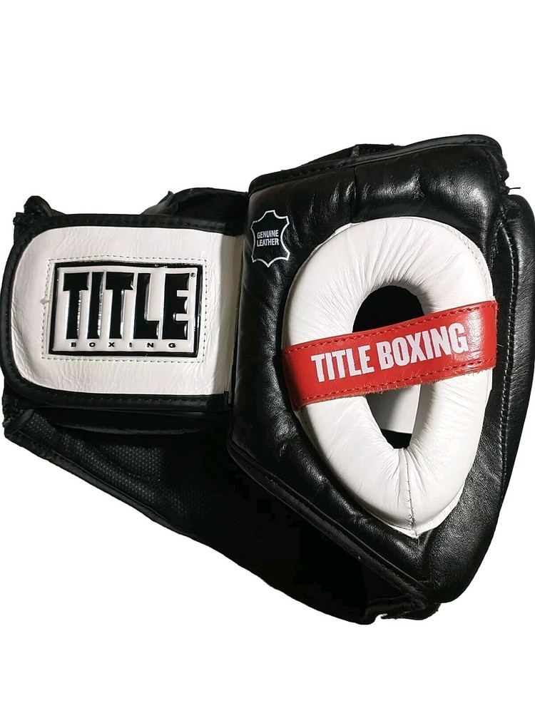 Title Boxing Headgear (Removable Facemask) No Rips. Great Condition!