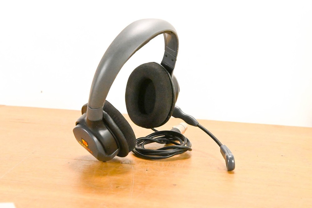 Eartec Max4G Dual Ear Headset CG01YM5