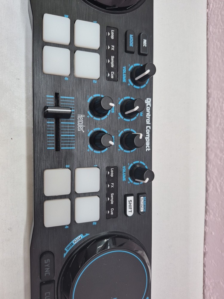 Hercules Dj Control Compact Consolle per Dj *Tested