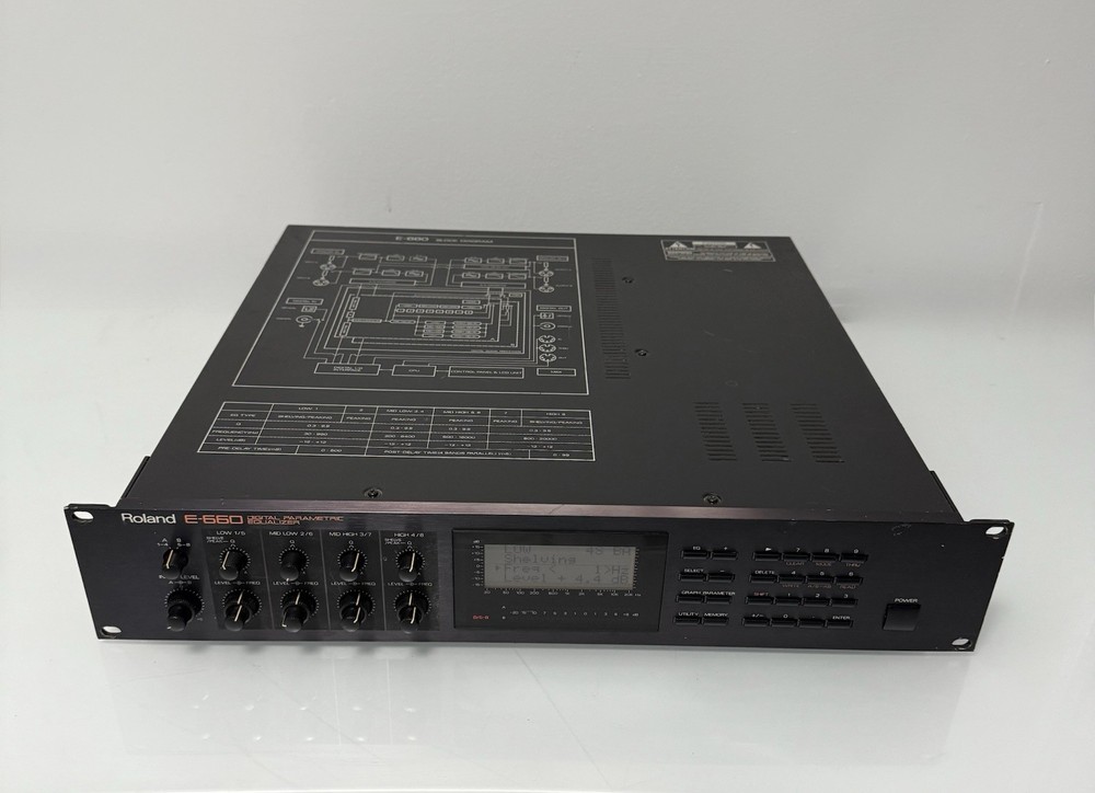 Roland E-660 Digital Stereo Parametric Mastering EQ