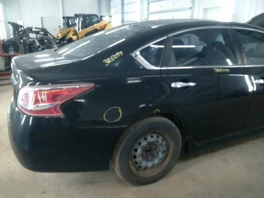 ALTIMA 2013 Fuse Box Cabin 104851254