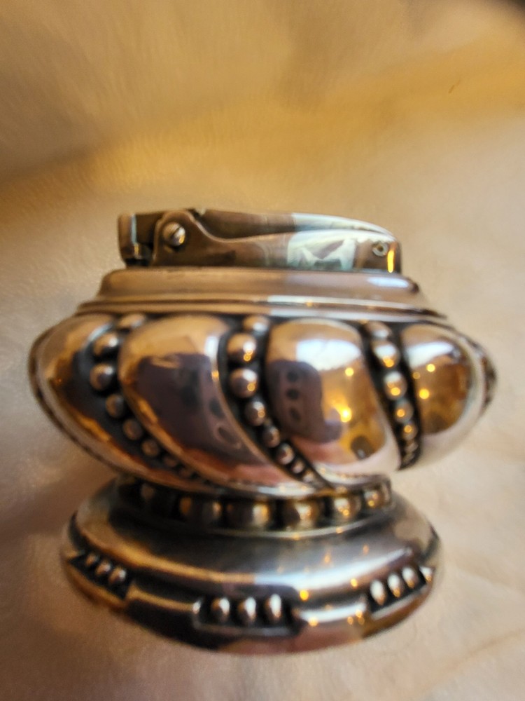 Ronson Crown Silver 2.5 X 3 In Table Lighter