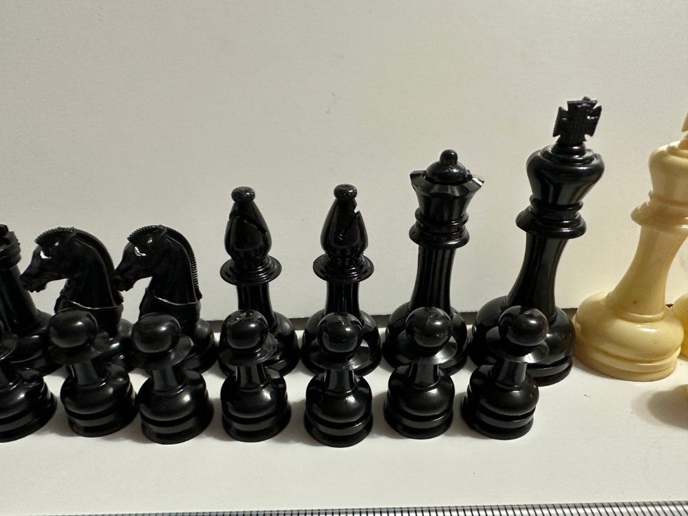 Vintage White And Black Plastic Chess Pieces Complete Set