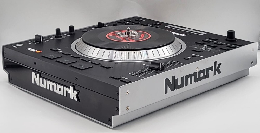 Numark V7 Motorized Turntable Software Controller Pair