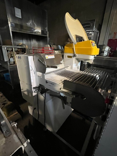 2017 Bloemhof 860L Variable Speed Commercial Bakery Bread Roll Dough Moulder