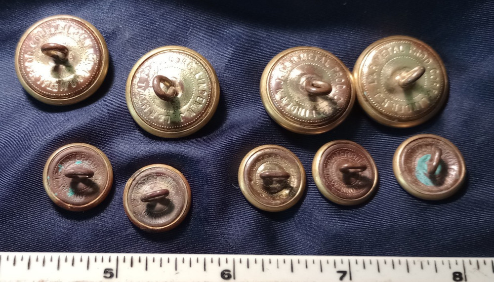 Vietnam US Army dress button set