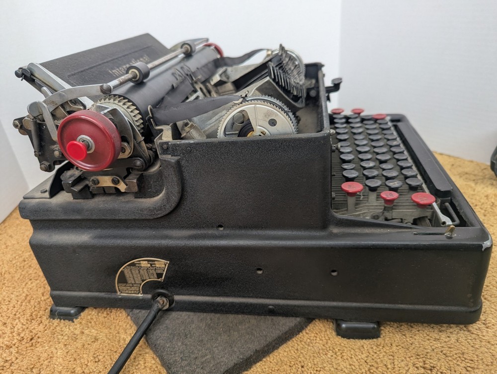 Electromatic Electric Typewriter Model A (1) ?- IBM - works Needs refurbishing