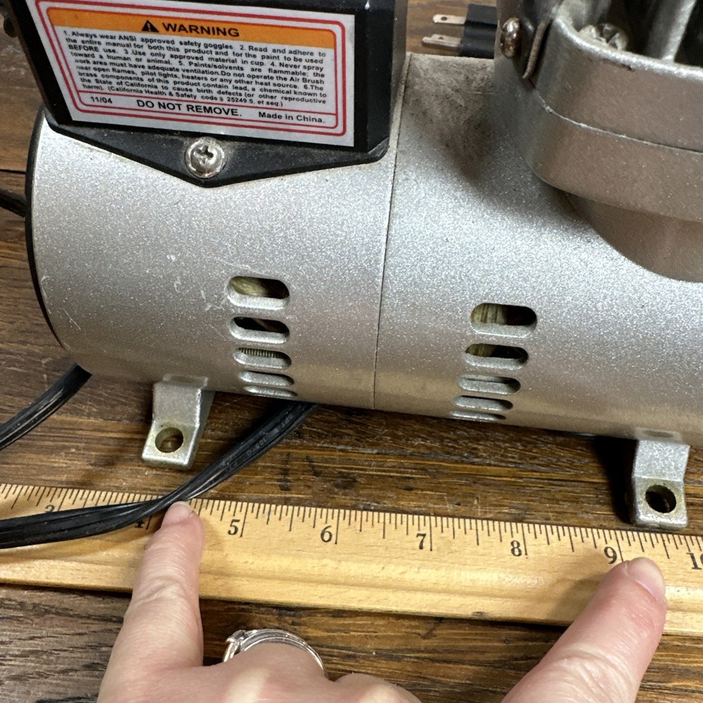 Powercat Mini Air-Brush Compressor 30psi - No Accessories - Powers On