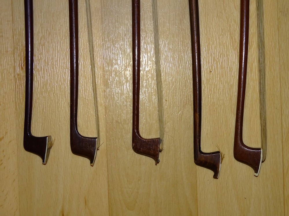 10 OLD VIOLIN BOWS FOR RENOVATION (S072)