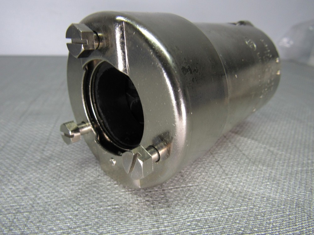 Bryant 6365CR Locking Plug 50A 125/250V