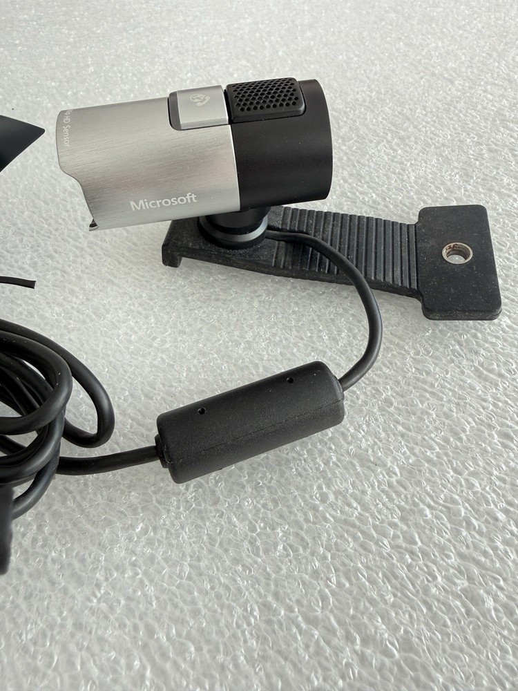 Microsoft LifeCam Studio USB Webcam - Gray