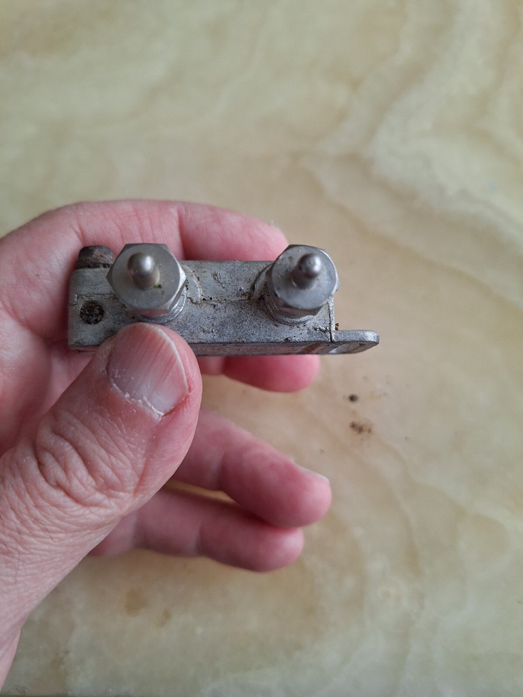 Antronix CMC2002H 2-Way Splitter